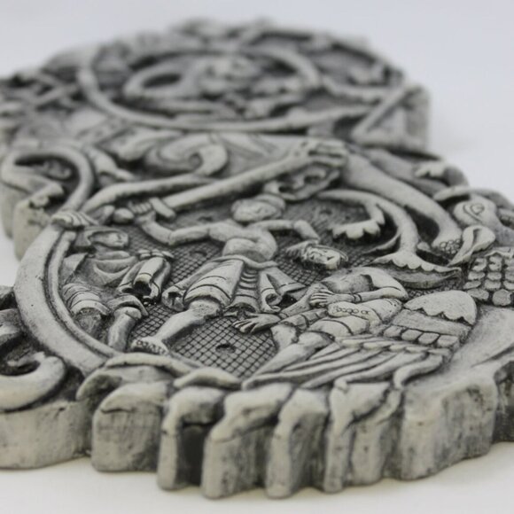 The Last Unicorn Company Medieval Mythological Creature Ceramic Wall Hanging - Picture 3 of 7